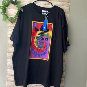 Men’s Adidas shirt